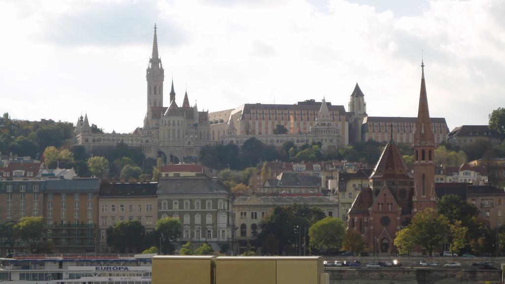 Garibaldi 5 Apartments & Rooms Budapeste Quarto foto