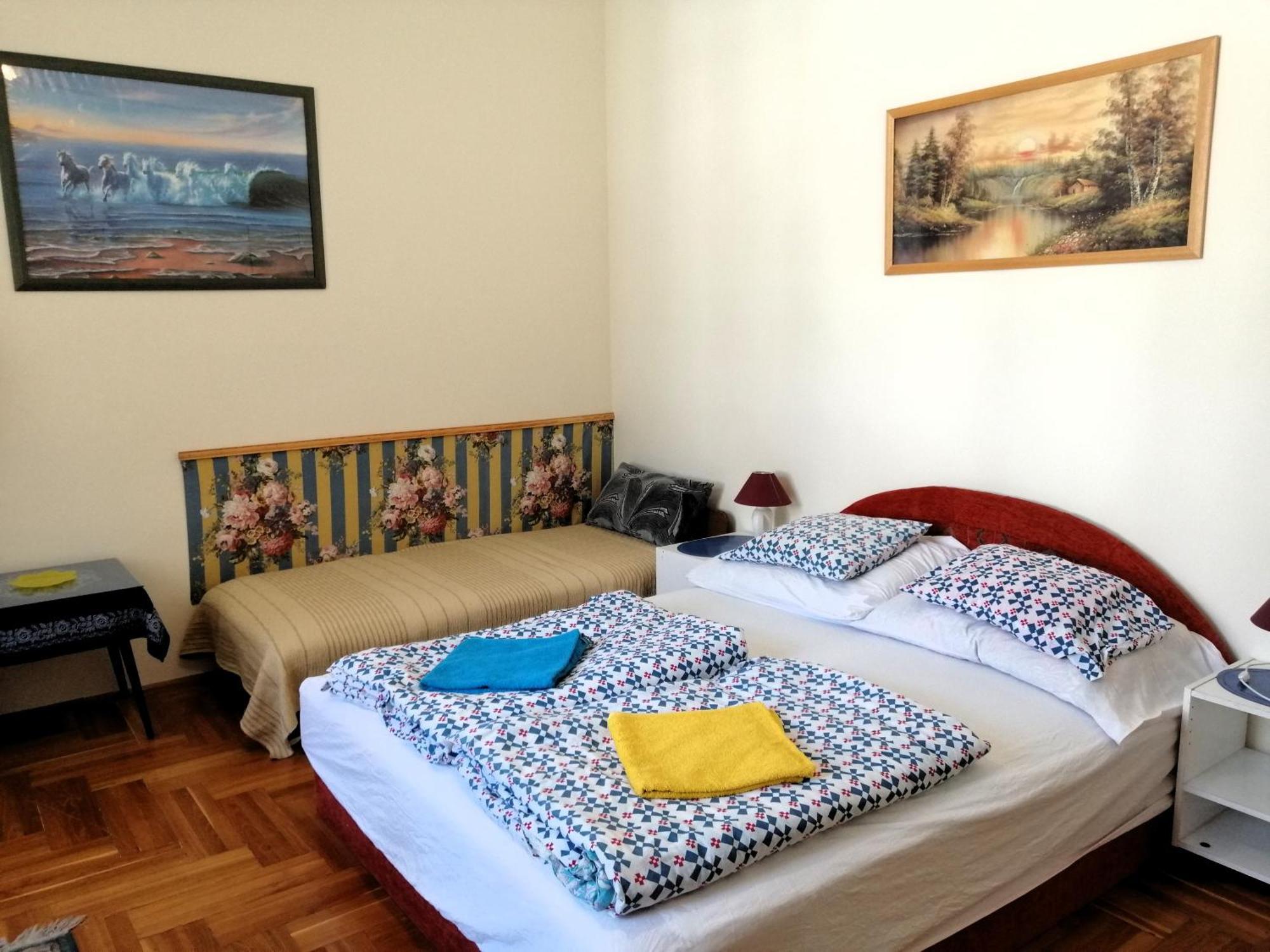 Garibaldi 5 Apartments & Rooms Budapeste Exterior foto
