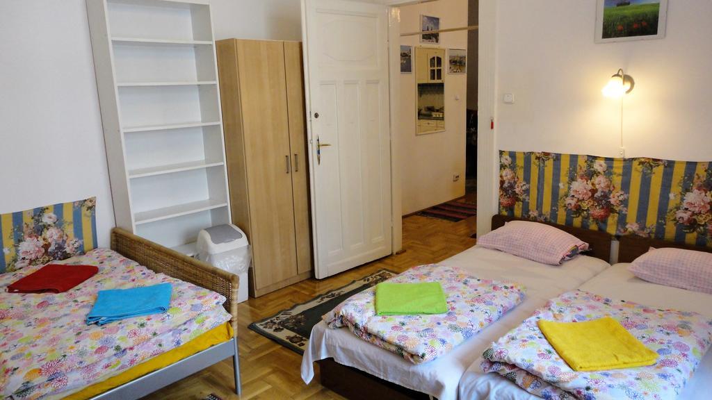 Garibaldi 5 Apartments & Rooms Budapeste Exterior foto