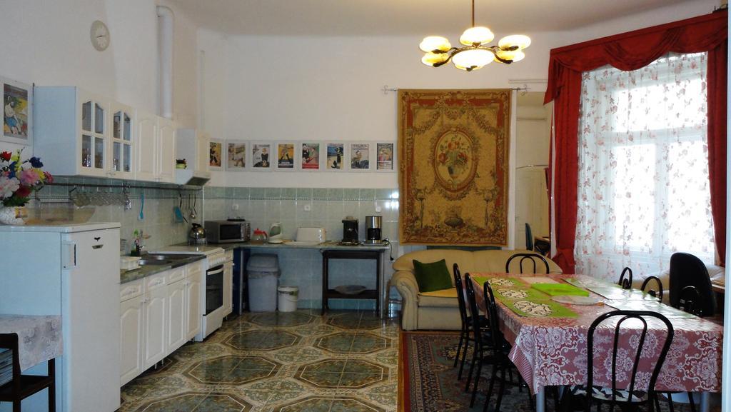 Garibaldi 5 Apartments & Rooms Budapeste Exterior foto