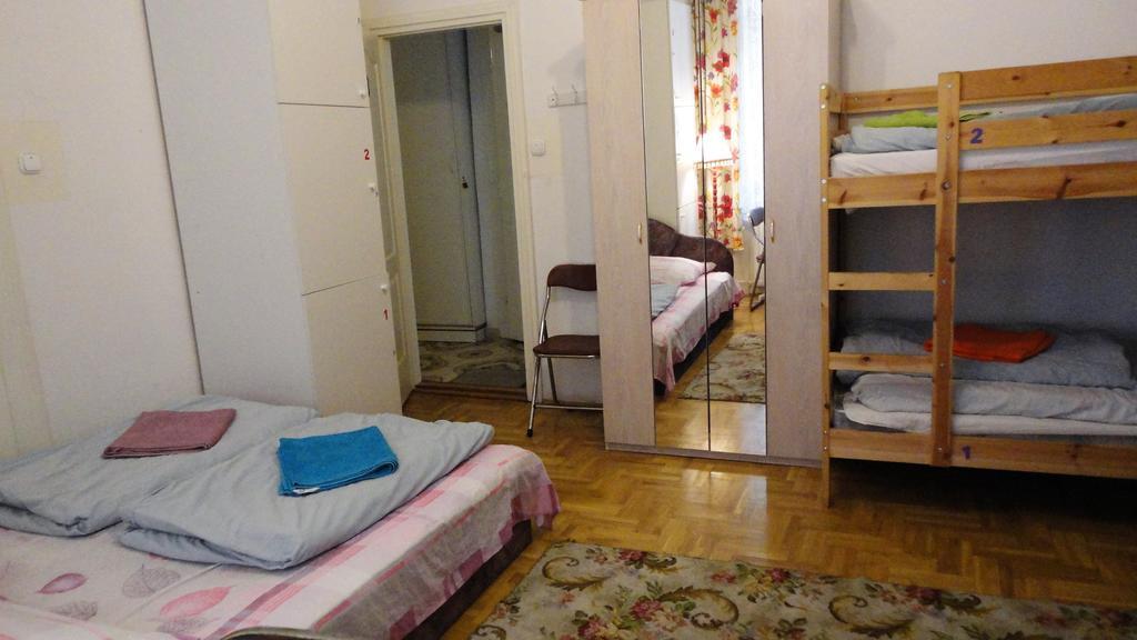 Garibaldi 5 Apartments & Rooms Budapeste Exterior foto