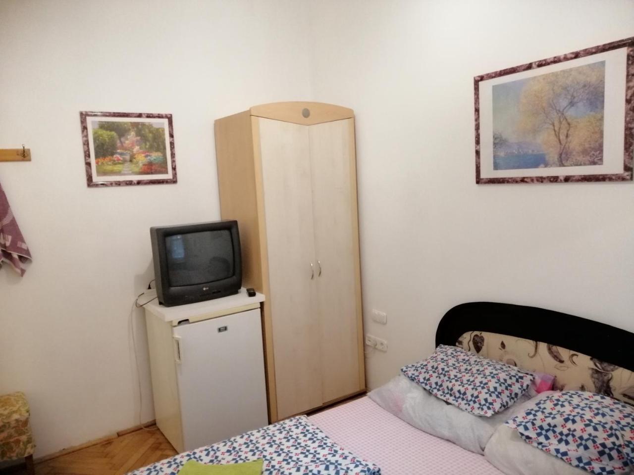 Garibaldi 5 Apartments & Rooms Budapeste Exterior foto